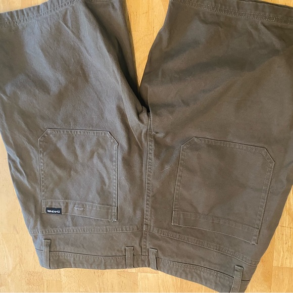 Dakine shorts - Picture 2 of 4